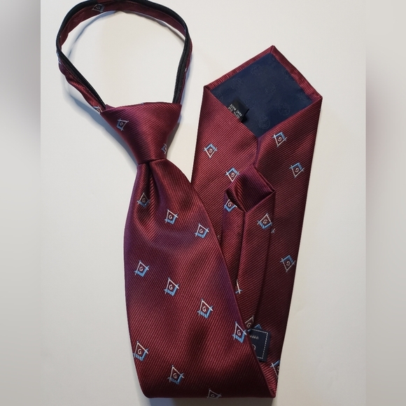 Rivetz Regalia Masonic Logo Zipper Tie - Picture 1 of 7